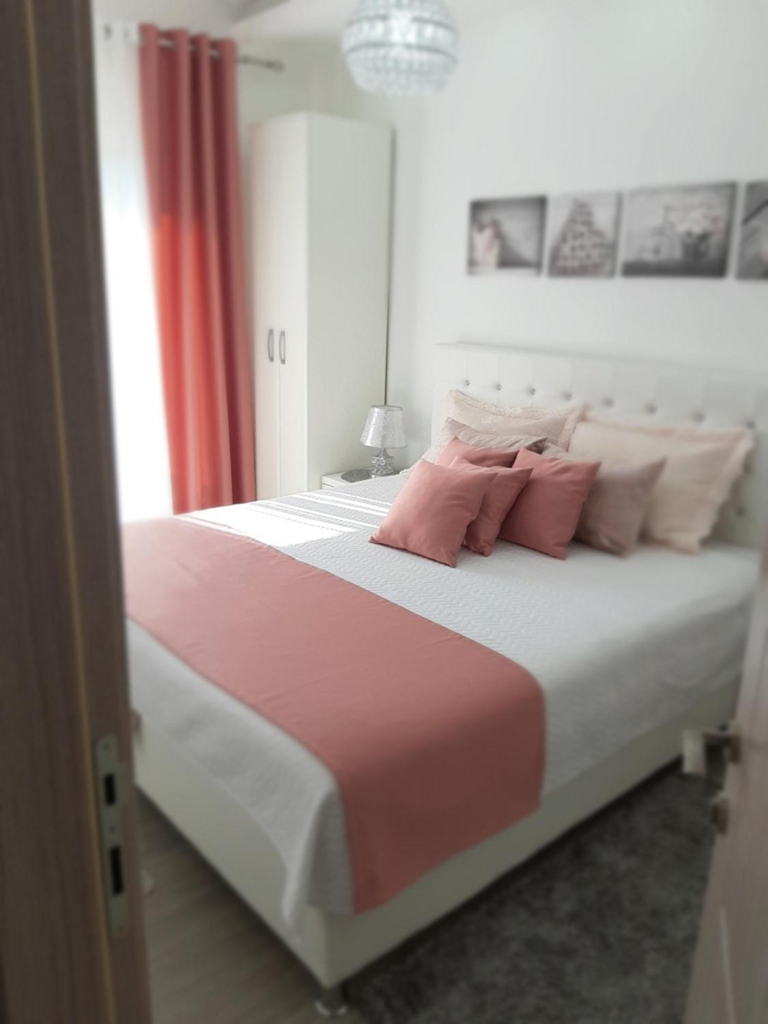 Apartments Pepdjonovic อุลซิน ภายนอก รูปภาพ