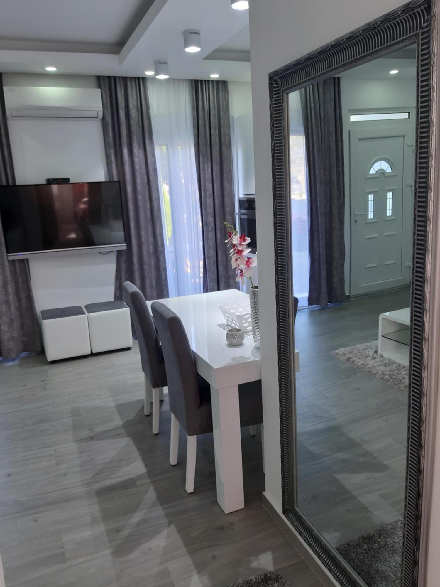 Apartments Pepdjonovic อุลซิน ภายนอก รูปภาพ